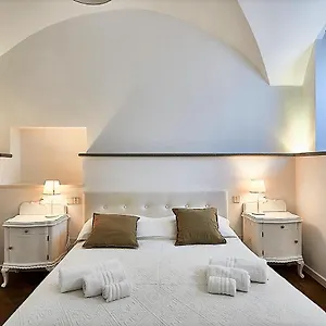  Appartamento Astra-modern Loft Cathedral View Italia